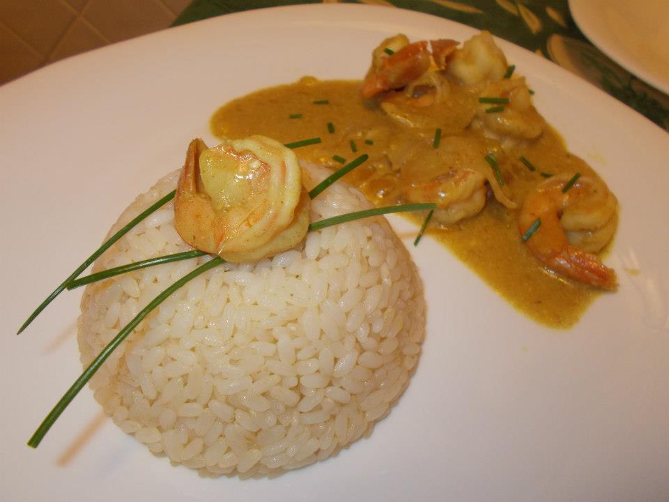 Mazzancolle al curry con riso bianco